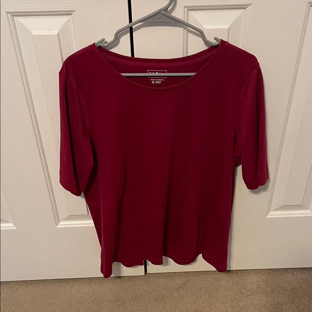 LL Bean Women's Garnet Short Sleeve Top Extra Large Petite (Like New)